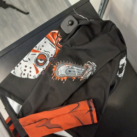 Scummy Bears Figure T.G.I.F. horror queen athleisure stretch top! - Picture 5 of 10